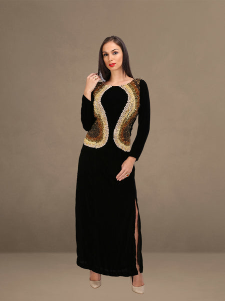 Exquisite Long Black Velvet Gown: Elegance Redefined