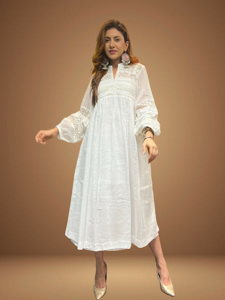 Breezy White Mul Kurta for Effortless Chic and Comfort